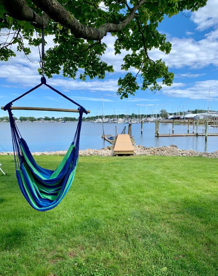 Harbor View Landing Hotel Mystic Buitenkant foto